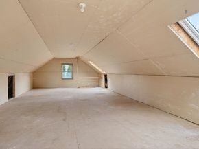38 Oakland St, Medway MA 02053