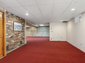 38 Oakland St, Medway MA 02053