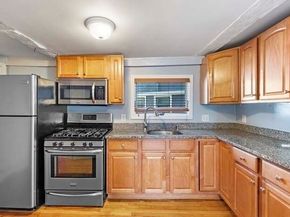 14-R Spring St 3, Gloucester MA 01930