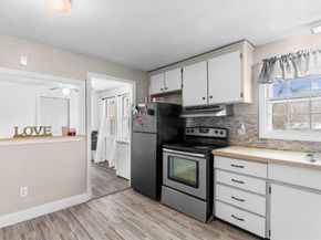 529 Howard St, Brockton MA 02302