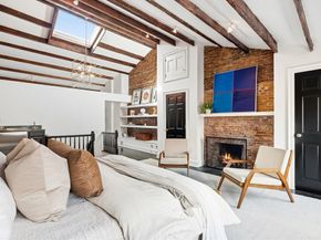 22 Joy St, Boston MA 02114