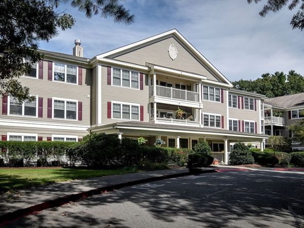 34 Meeting House Lane 114, Stow MA 01775