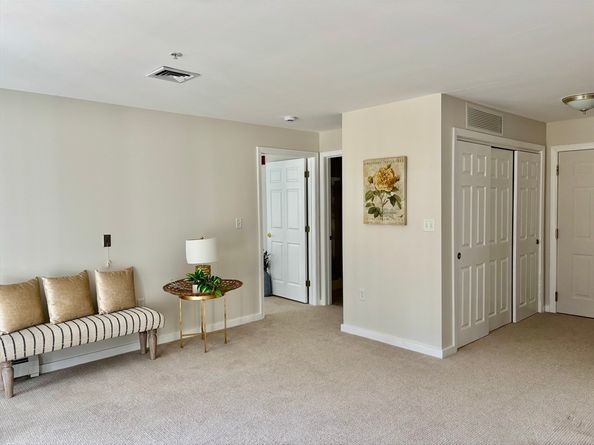 34 Meeting House Lane 114, Stow MA 01775