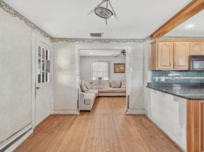 16 Littlefield St, Quincy MA 02169