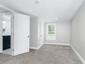 49 Smith Hanson Rd, North Brookfield MA 01535