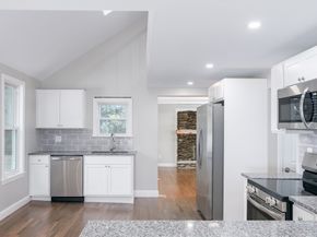 49 Smith Hanson Rd, North Brookfield MA 01535