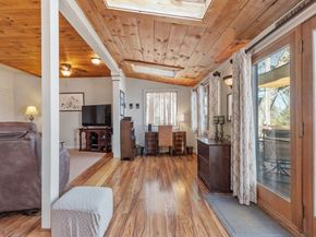 469 Lake Ave, Worcester MA 01604