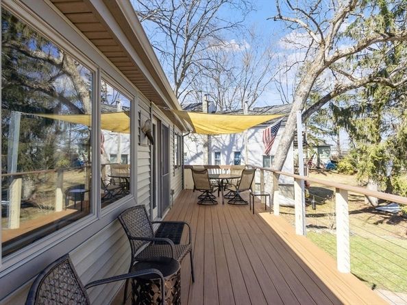 469 Lake Ave, Worcester MA 01604