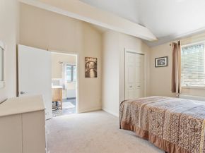 469 Lake Ave, Worcester MA 01604