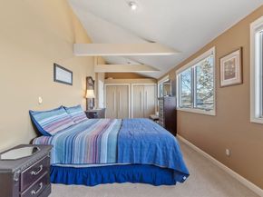 469 Lake Ave, Worcester MA 01604