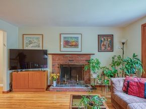 90 Charles Circle, Stoughton MA 02072