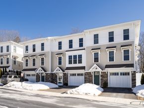 14 Hines Way 14, Newburyport MA 01950