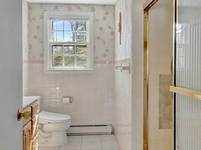 22 Susan Dr, Saugus MA 01906