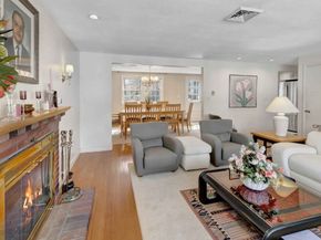 22 Susan Dr, Saugus MA 01906