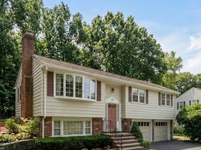 22 Susan Dr, Saugus MA 01906