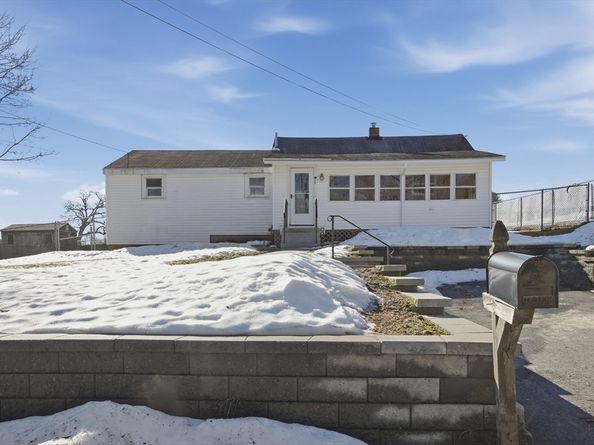 53 Hunter Avenue, Marlborough MA 01752