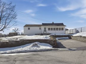 53 Hunter Avenue, Marlborough MA 01752