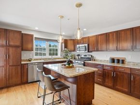 4 Patriots Blvd 4, Hopkinton MA 01748