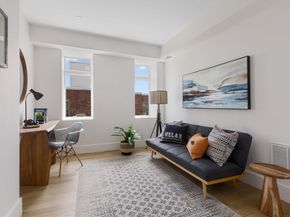 24 Auburn PH, Brookline MA 02446