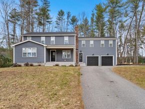 4 Hazeltine Rd, Upton MA 01568