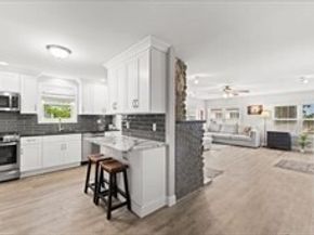 106 Circuit Ave, Wareham MA 02571