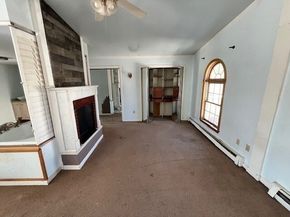 399 Main St, Oxford MA 01540