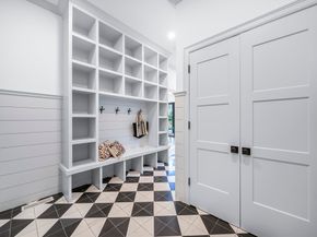 92 Hill St, Lexington MA 02421