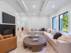 92 Hill St, Lexington MA 02421