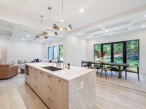 92 Hill St, Lexington MA 02421