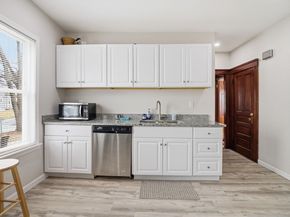 9 Englewood Ave, Worcester MA 01603