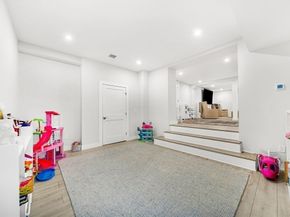 265 Weston Rd, Wellesley MA 02482