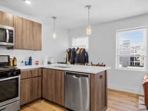 211 W 9th St, Boston MA 02127