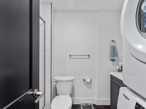 211 W 9th St, Boston MA 02127