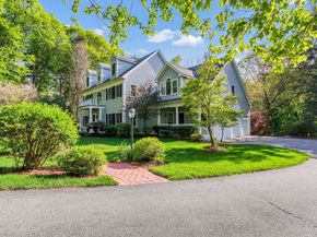 153 Walpole St, Dover MA 02030