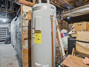 154 Perry Ave, Worcester MA 01610