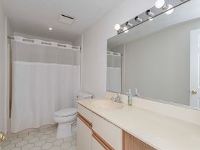 1210 Vfw Parkway 11, Boston MA 02132