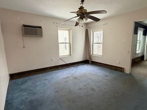 10 Glover Ct, Boston MA 02127