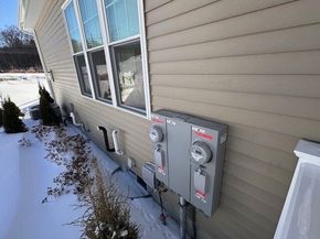 61 Spring Hill Dr 61, Uxbridge MA 01569