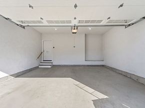 61 Spring Hill Dr 61, Uxbridge MA 01569