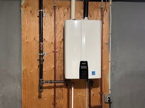 61 Spring Hill Dr 61, Uxbridge MA 01569