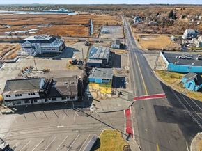 17 Dyke Rd, Marshfield MA 02050