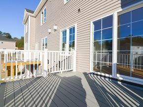 76 Pouts Ln 76, Uxbridge MA 01569