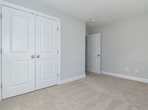 76 Pouts Ln 76, Uxbridge MA 01569