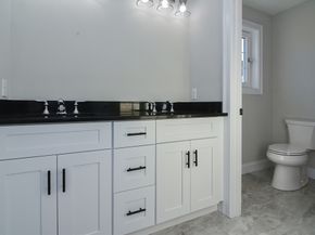 76 Pouts Ln 76, Uxbridge MA 01569