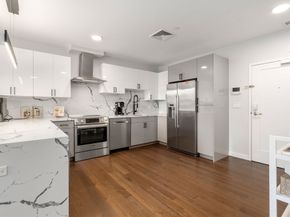 68 Los Angeles 306, Newton MA 02458