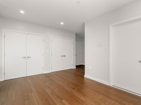 68 Los Angeles 306, Newton MA 02458