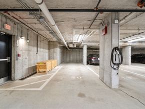 68 Los Angeles 306, Newton MA 02458