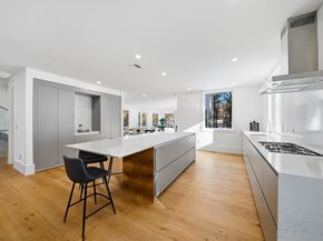 7 Whipple Rd, Lexington MA 02420