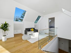 7 Whipple Rd, Lexington MA 02420