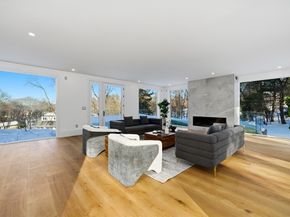 7 Whipple Rd, Lexington MA 02420